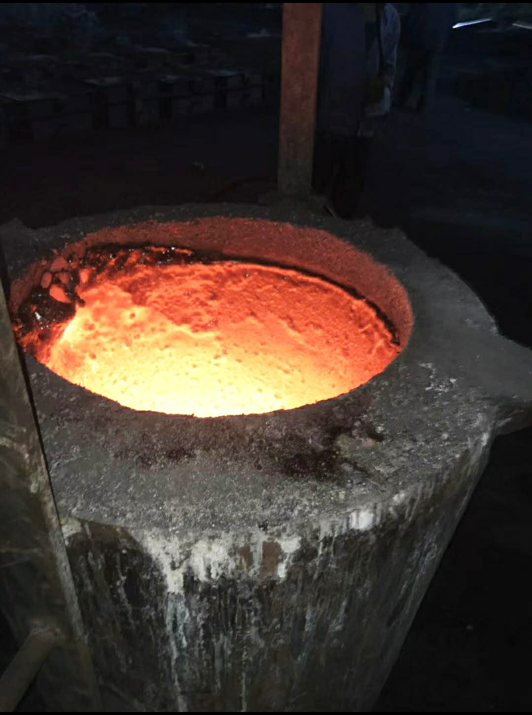 可塑捣打料（客户使用现场图）